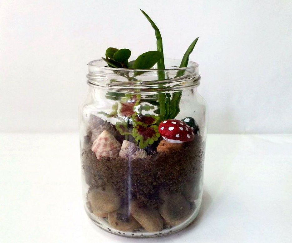 DIY Mason Jar Garden