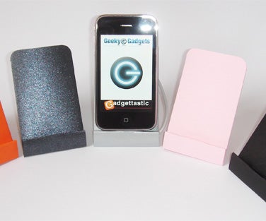 Cardboard IPhone Dock