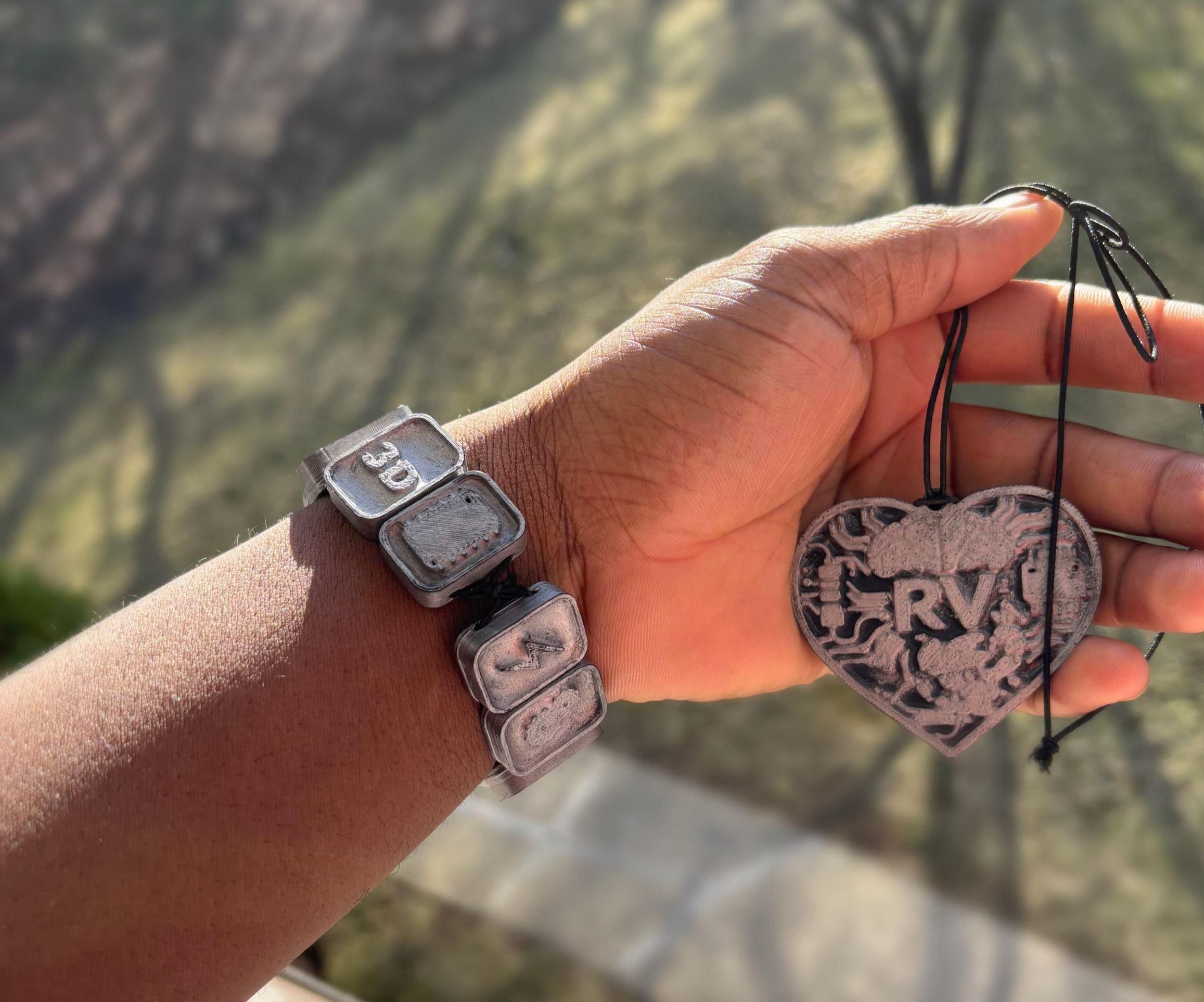 Jewelry That Speaks