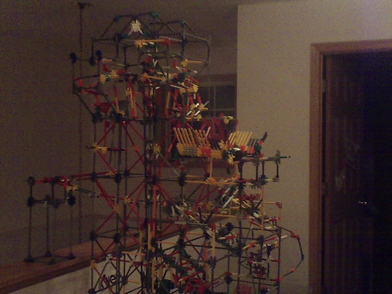 Skyscraper - KNEX Ball Machine