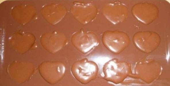 MAKE TRUFFLES:
