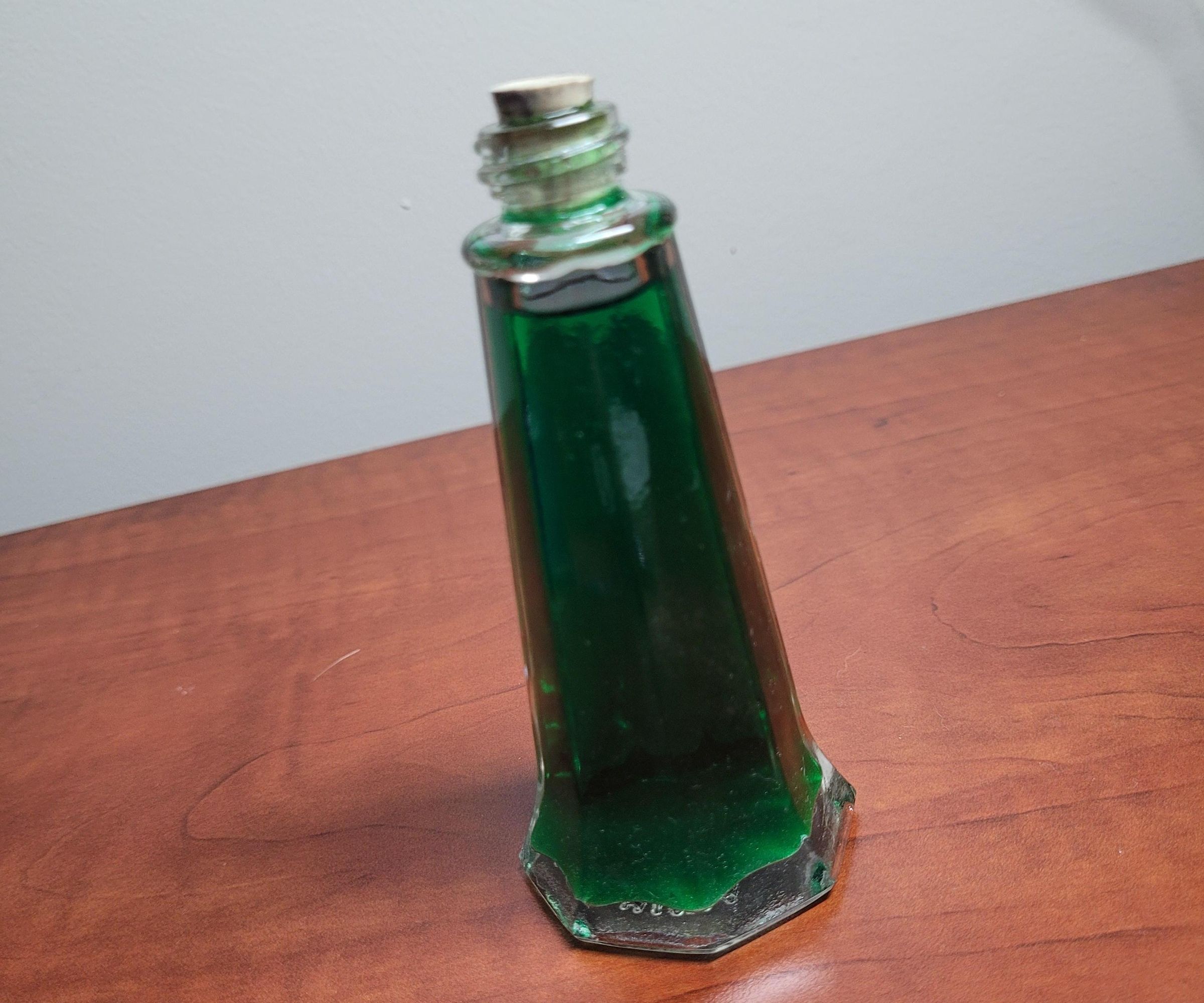 Different Ways to Seal a (small) Glass Bottle