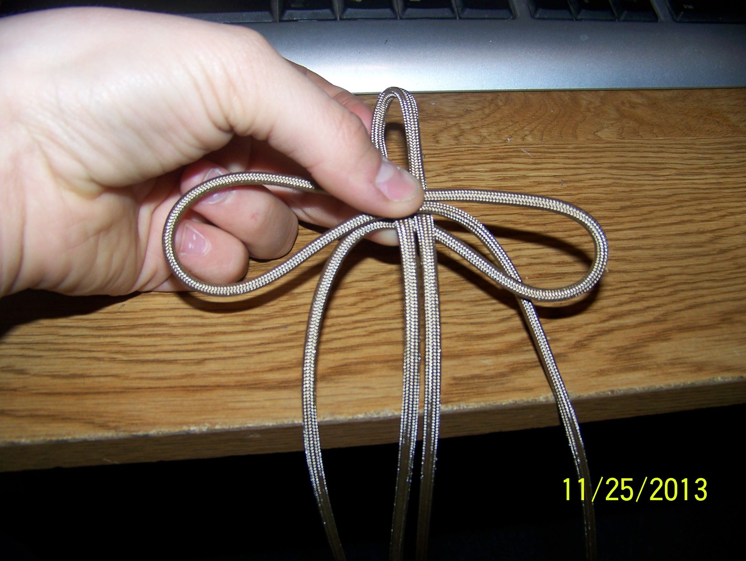 Paracord Wrist Lanyard 6 Steps Instructables