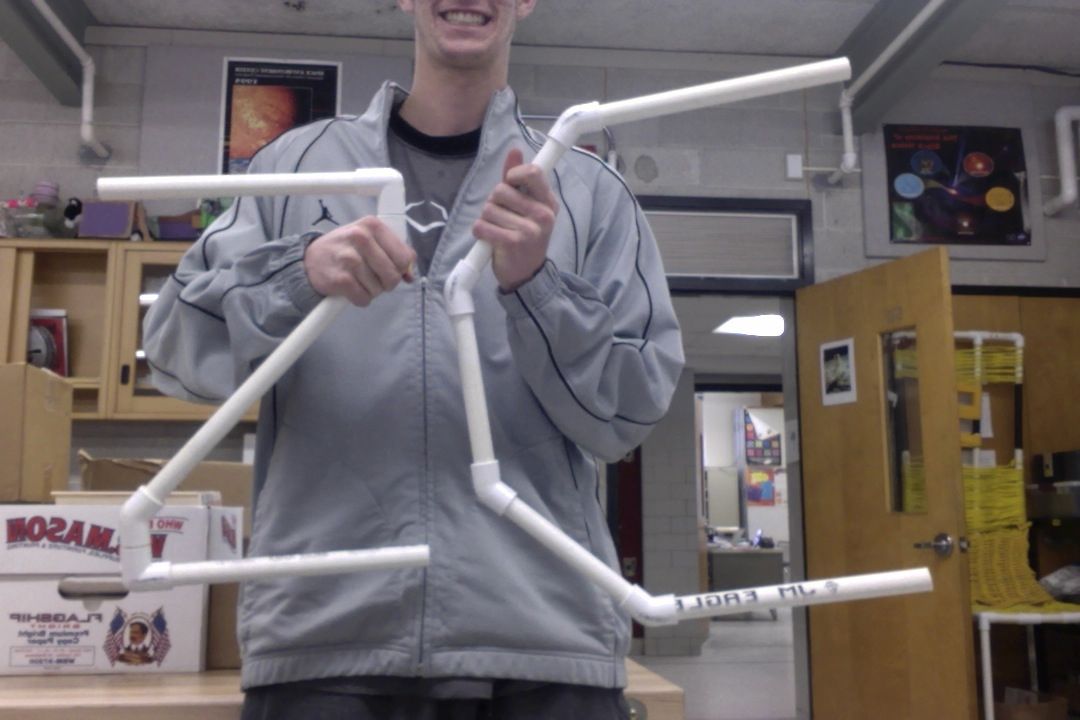 How to Make the Letters Z and C With PVC