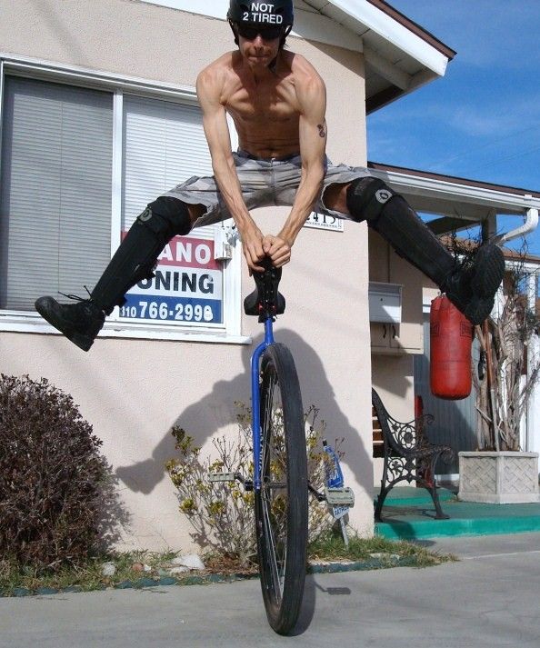UniGeezer Unicyling Video
