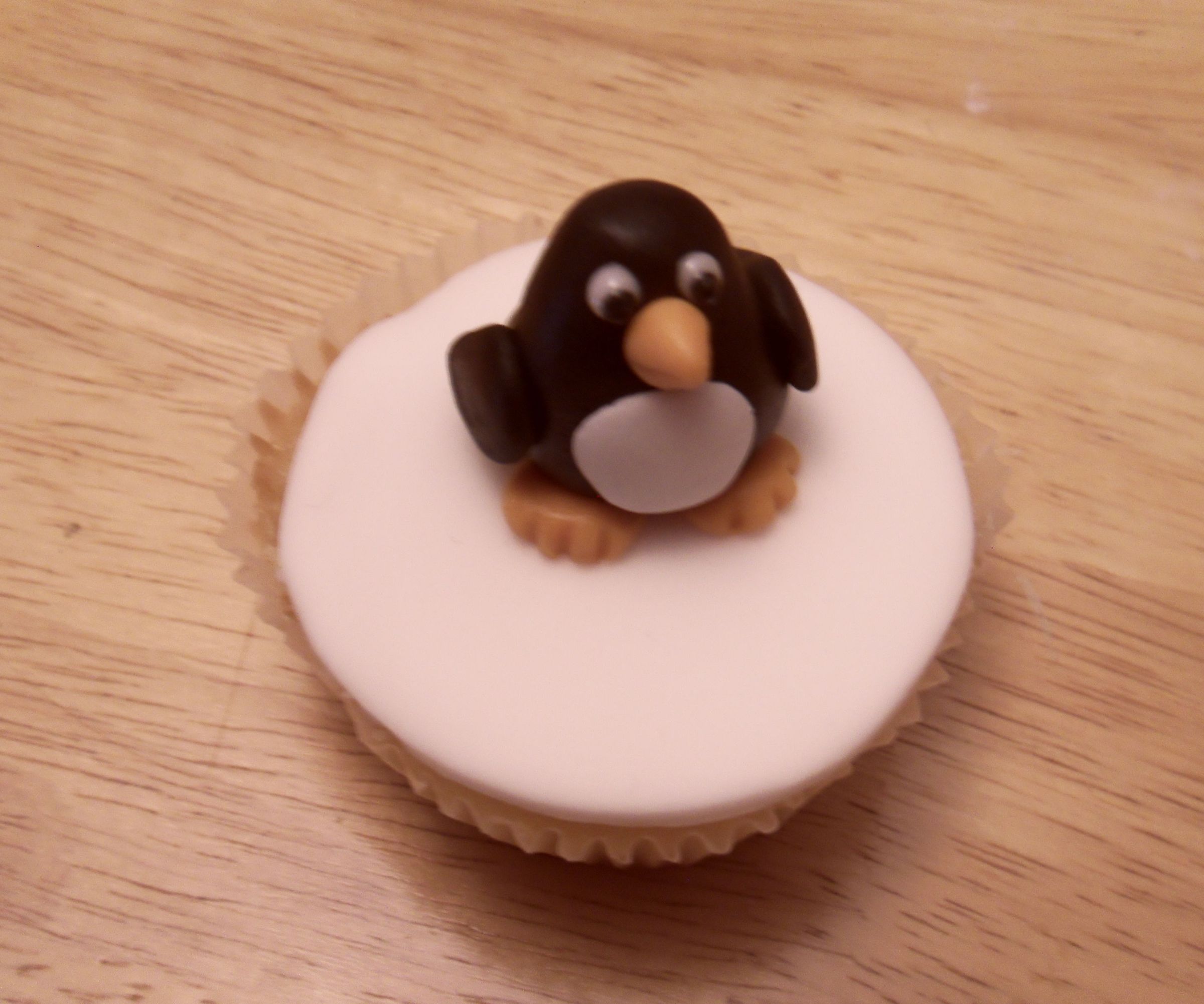 Baby It's Cold Outside... Penguin and Polar Bear Cupcakes