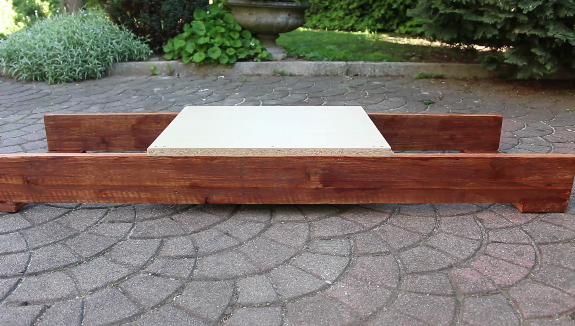 Make a Human Table : 5 Steps (with Pictures) - Instructables