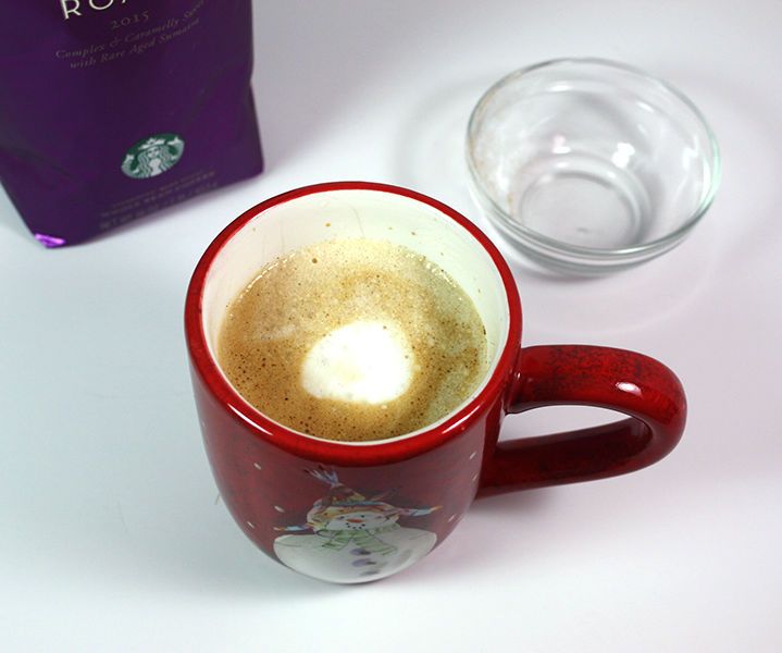 How to Make a Holiday Spice Flat White
