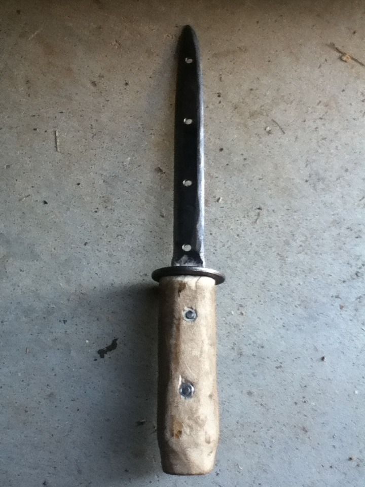 How to Sharpen and Put an Edge on a Knife