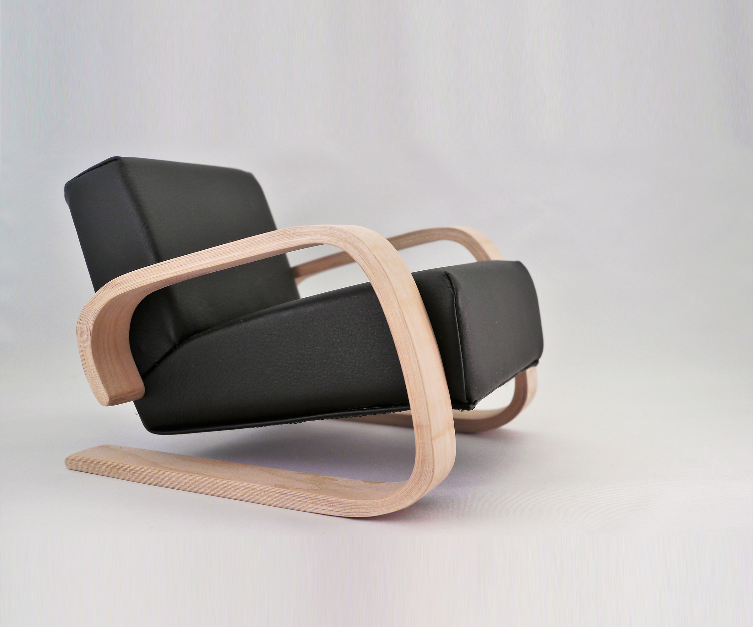 Armchair 400 by Aalto?