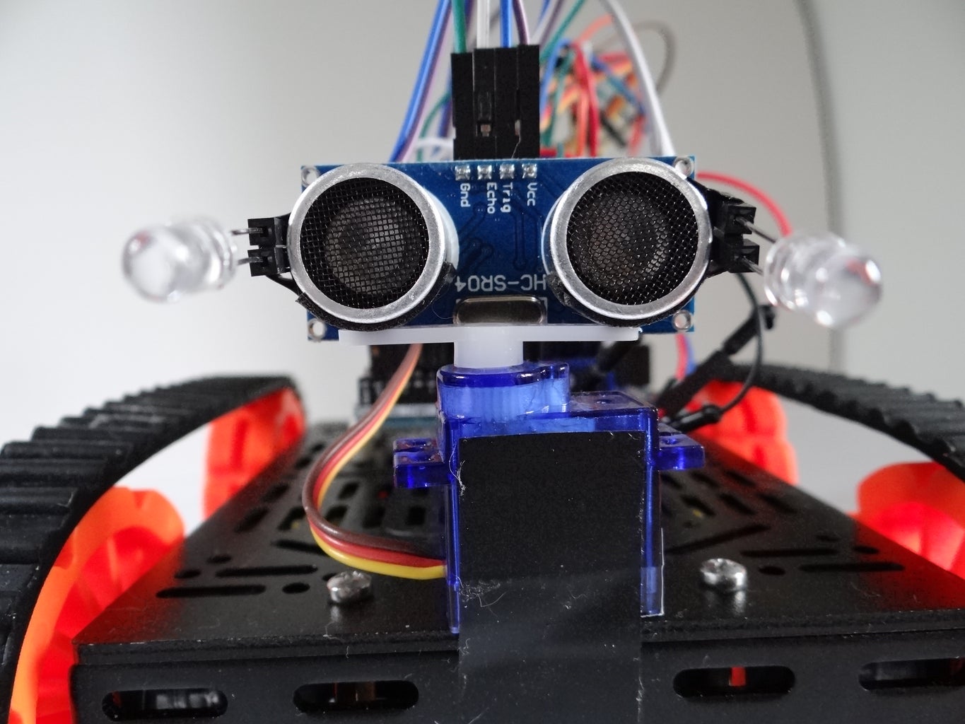 Arduino: Sensitive Robot : 6 Steps - Instructables