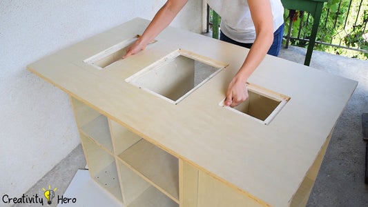 ​Attaching the Top to the Table.