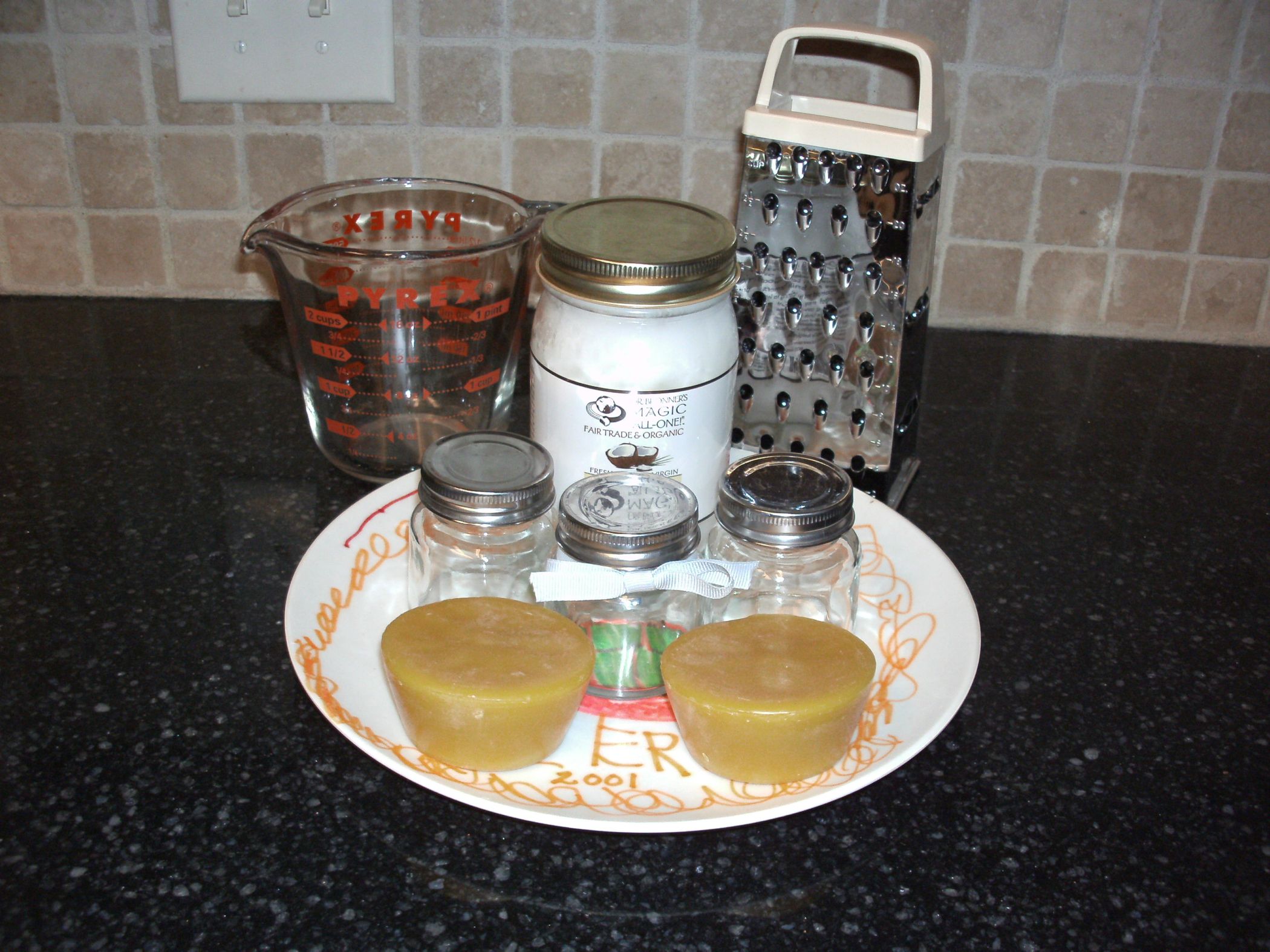 How to Make Organic Lip Balm! 10 Steps (with Pictures) Instructables