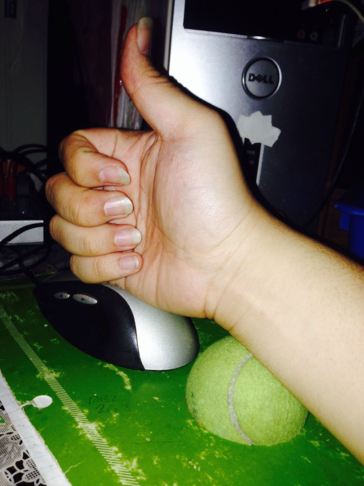 Quick DIY Wrist Rest 4 Steps Instructables