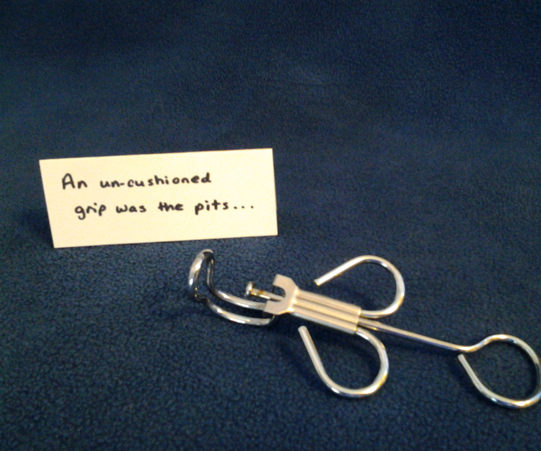 Sugru: Handle Grip for Cherry Pitter Tool 