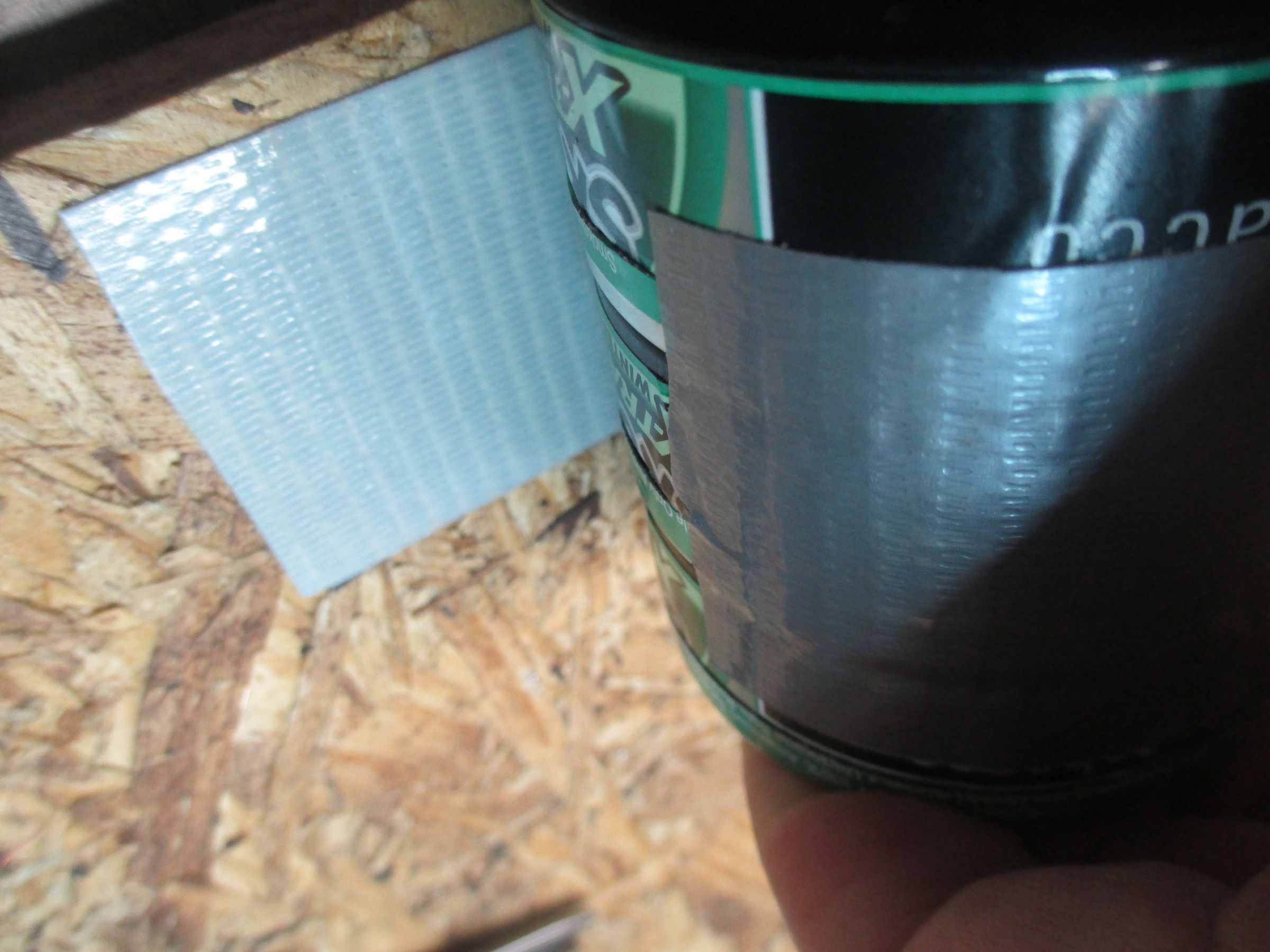 Tobacco Can and Duct Tape Shelf Supports : 12 Steps - Instructables