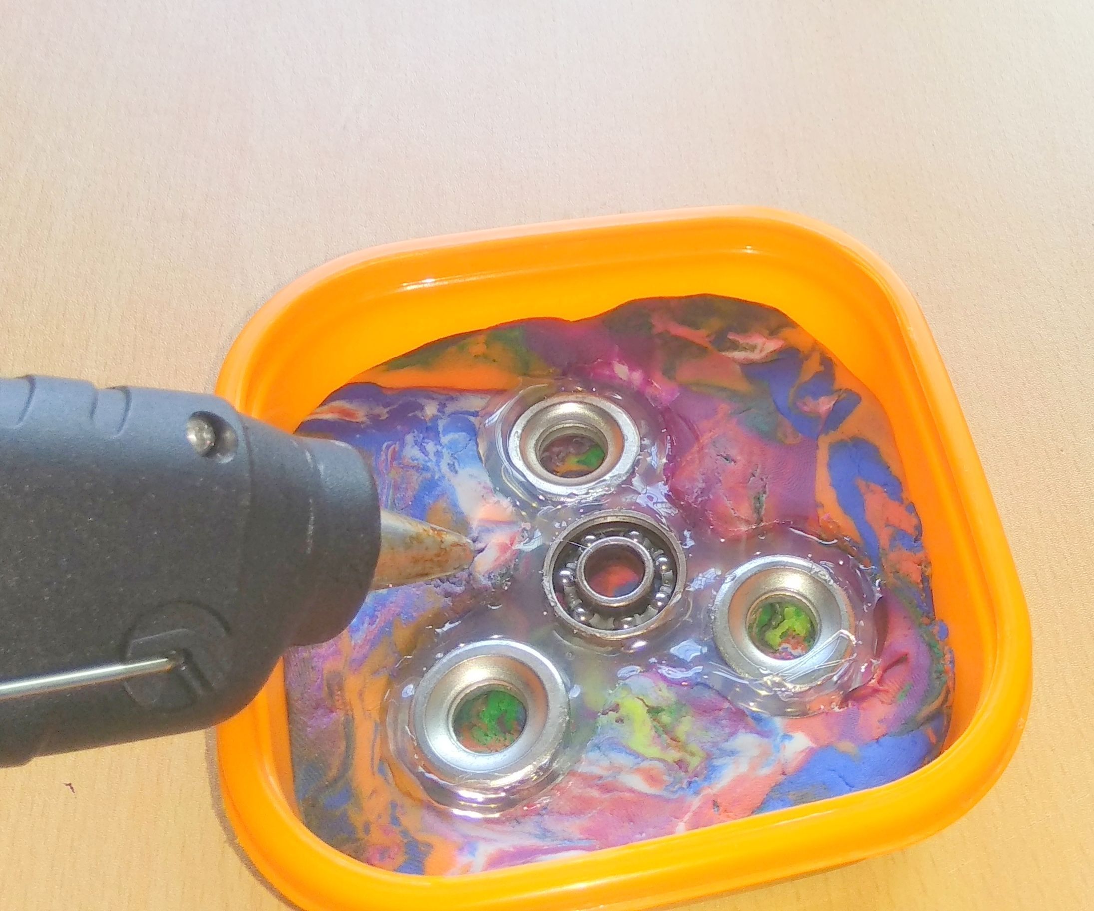 DIY Hot Glue Fidget Spinner