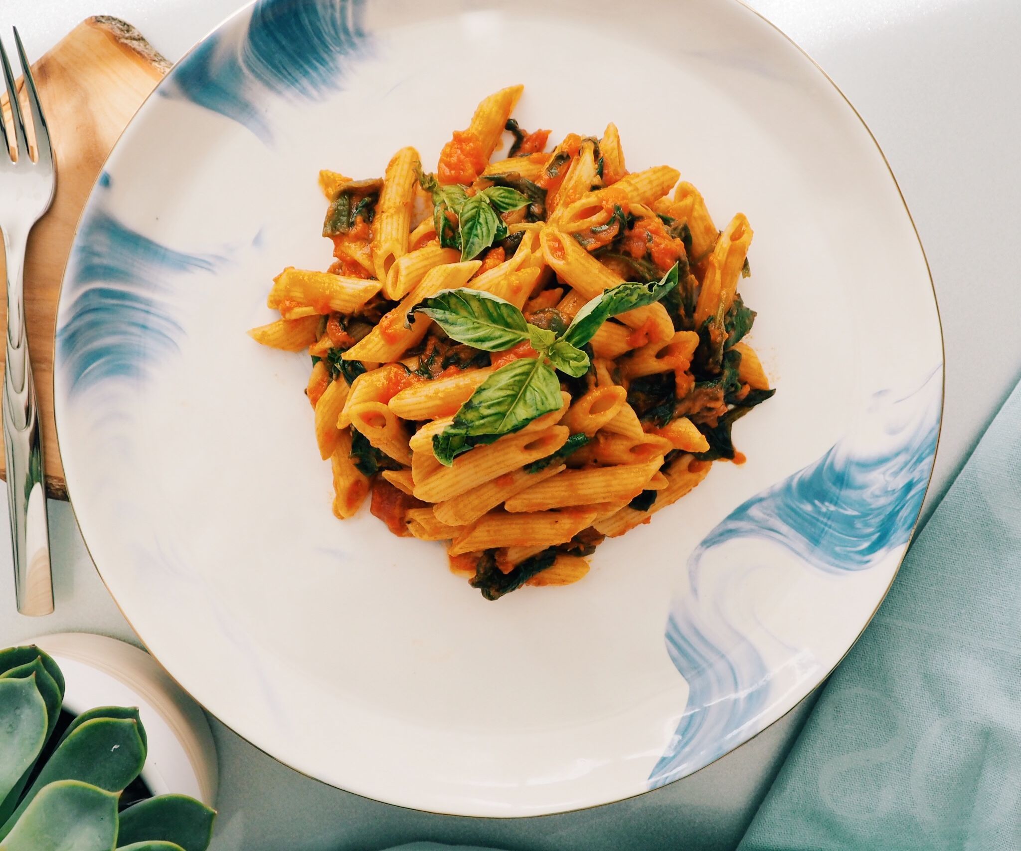 TOMATO SPINACH PASTA