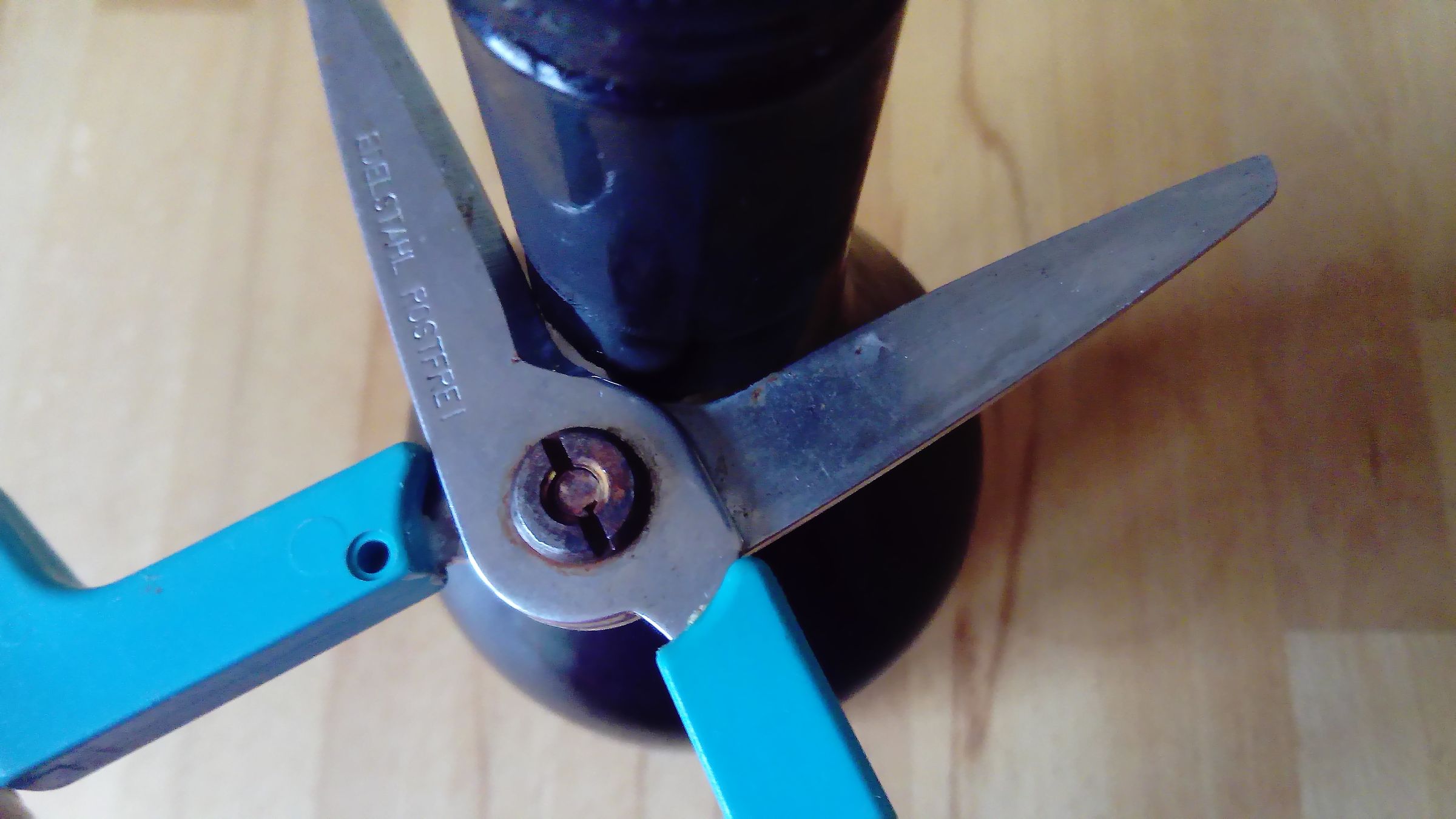 Sharpen Scissors 3 Steps Instructables