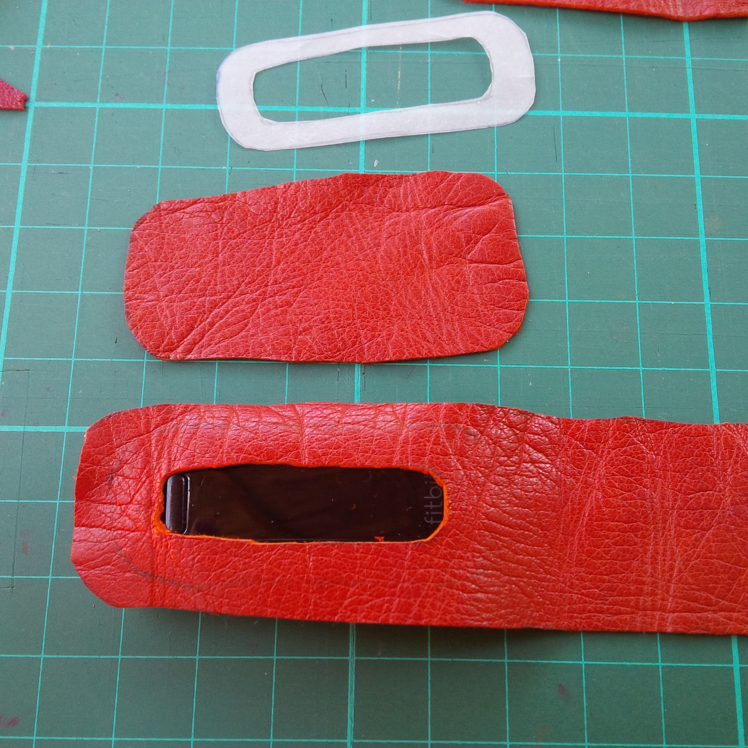 Leather FitBit One Holder 4 Steps (with Pictures) Instructables
