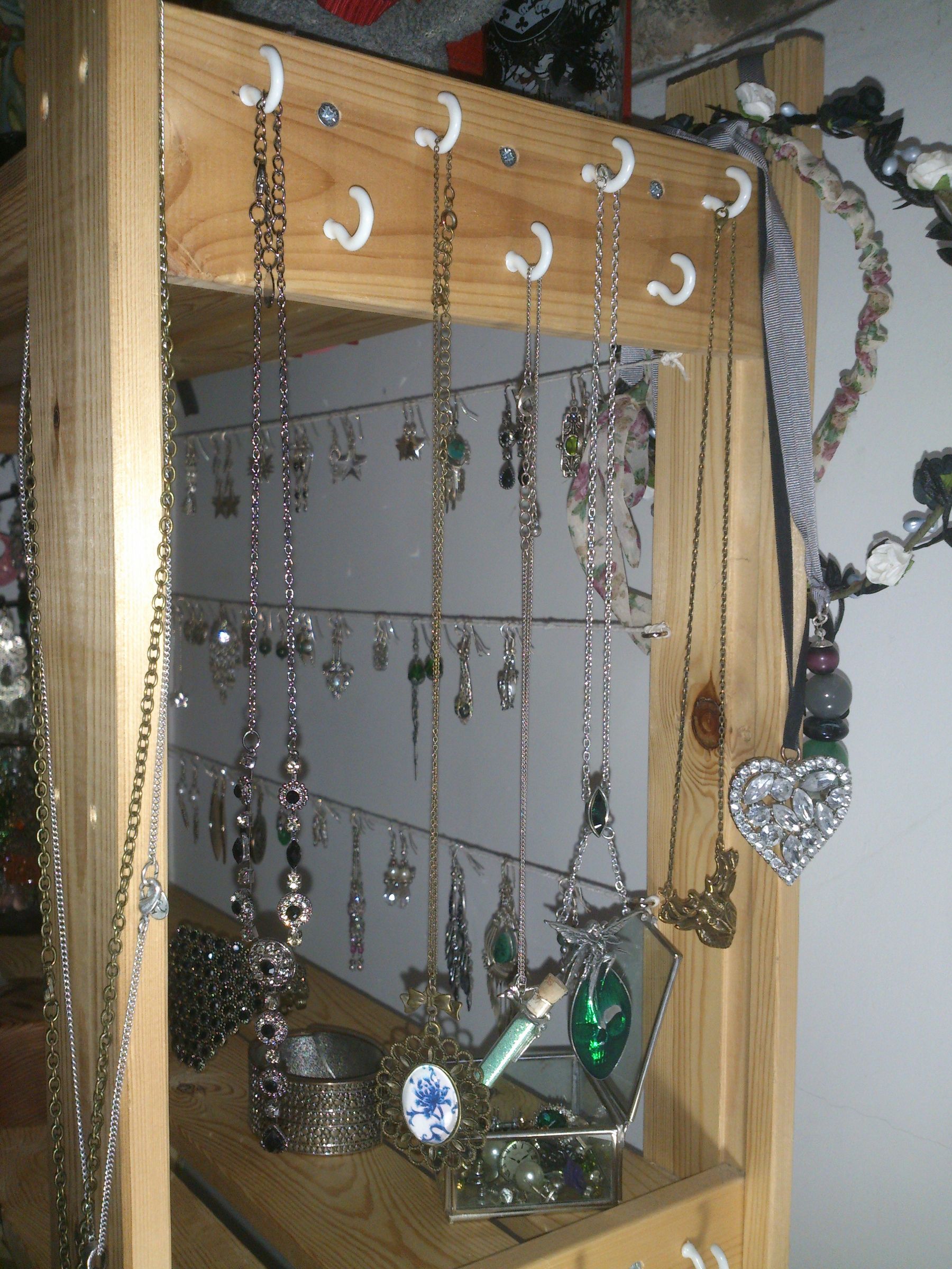 Easy Jewellery Display and Organsier.