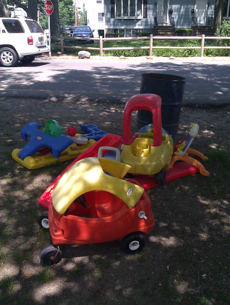 Repairing a '79 Little Tikes Kids Car