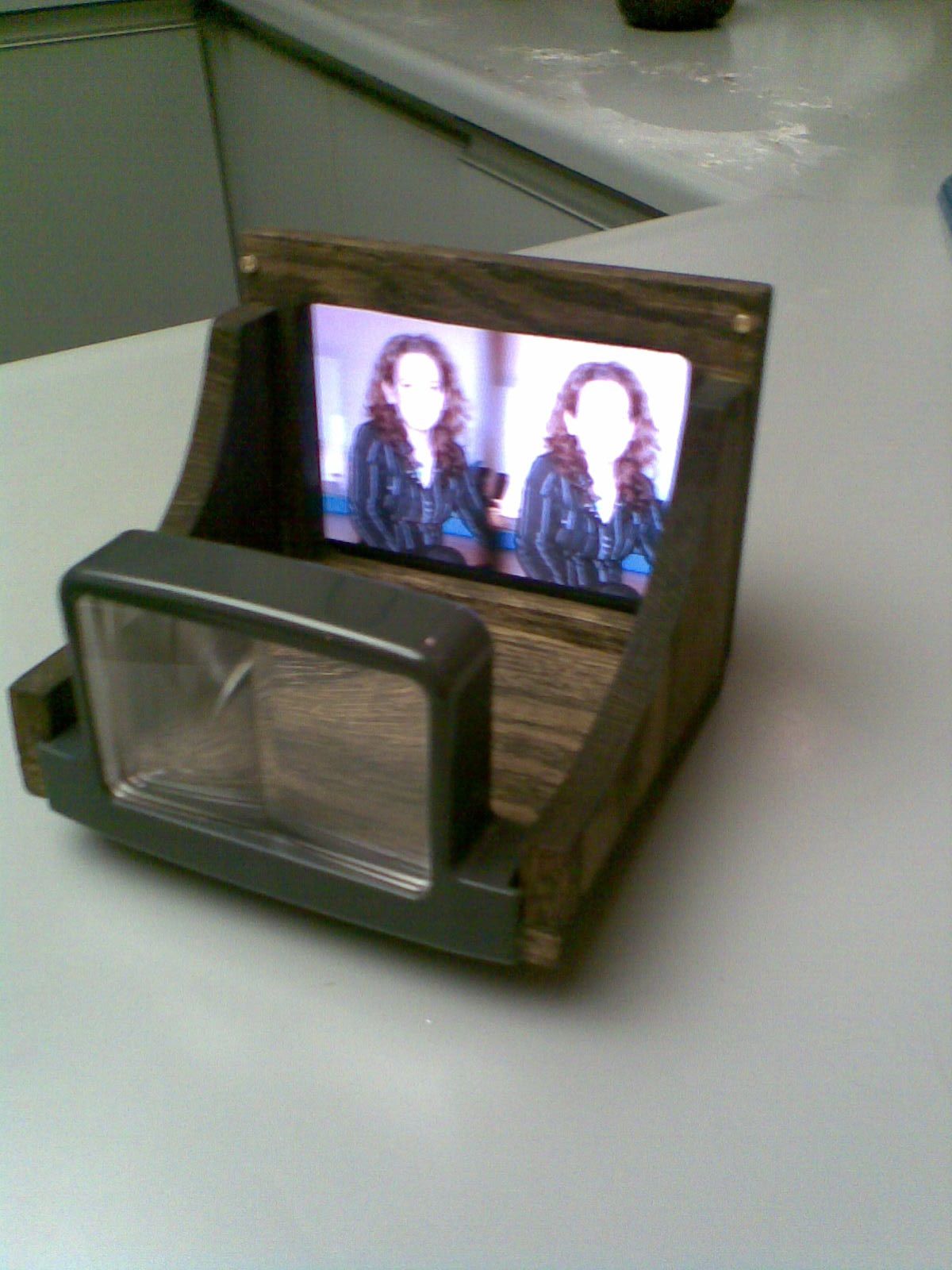 Digital 3D Picture Viewer - "The DigiStereopticon"