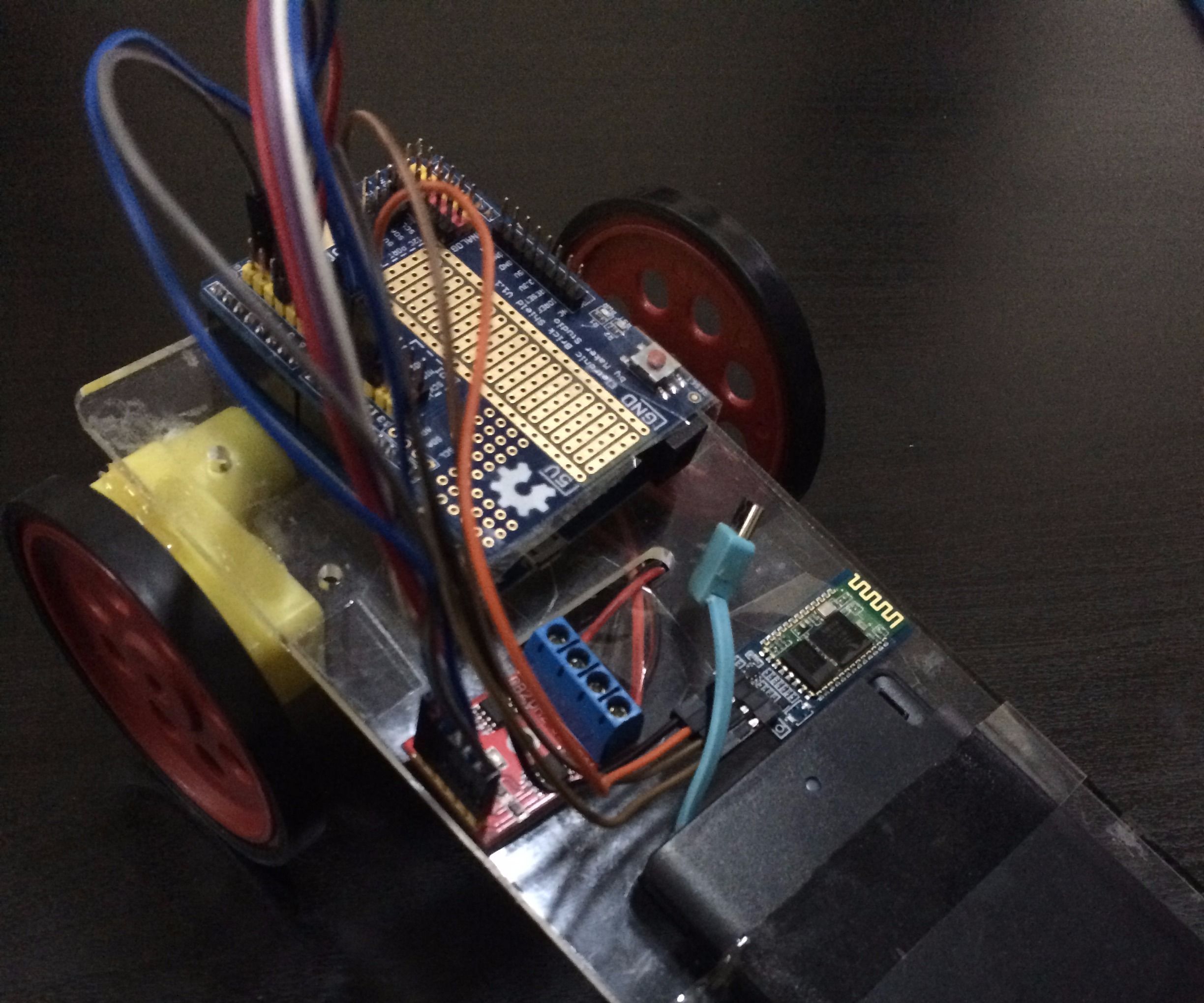 Simple arduino car using HC-06 Bluetooth Module