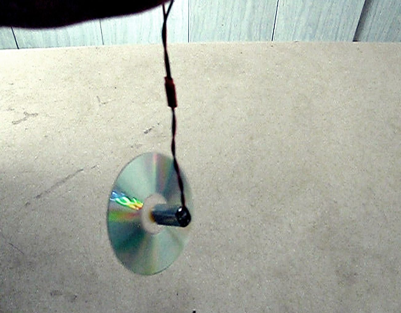 Make a Simple Motorized CD Gyroscope