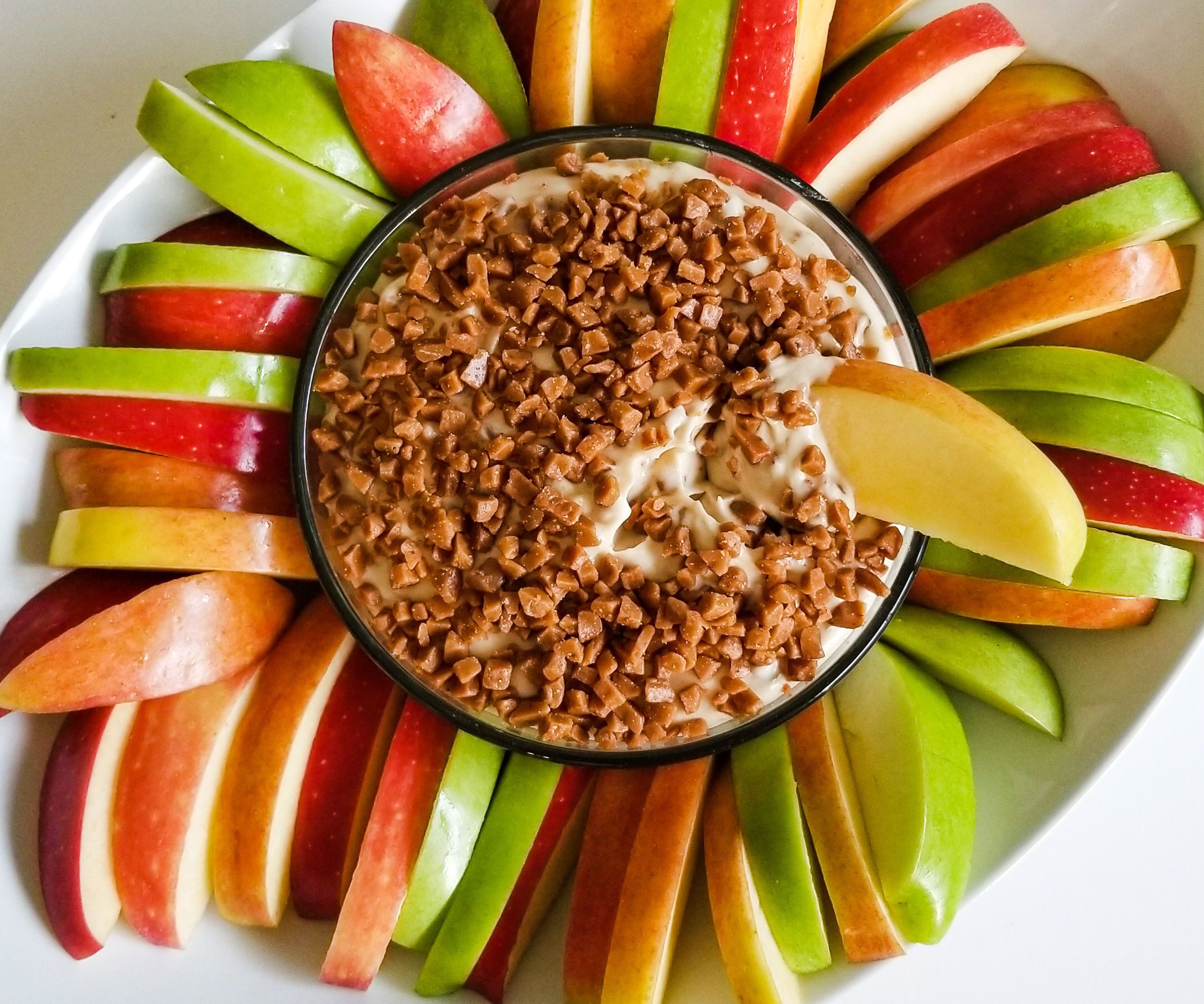 Super Simple Toffee Apple Dip