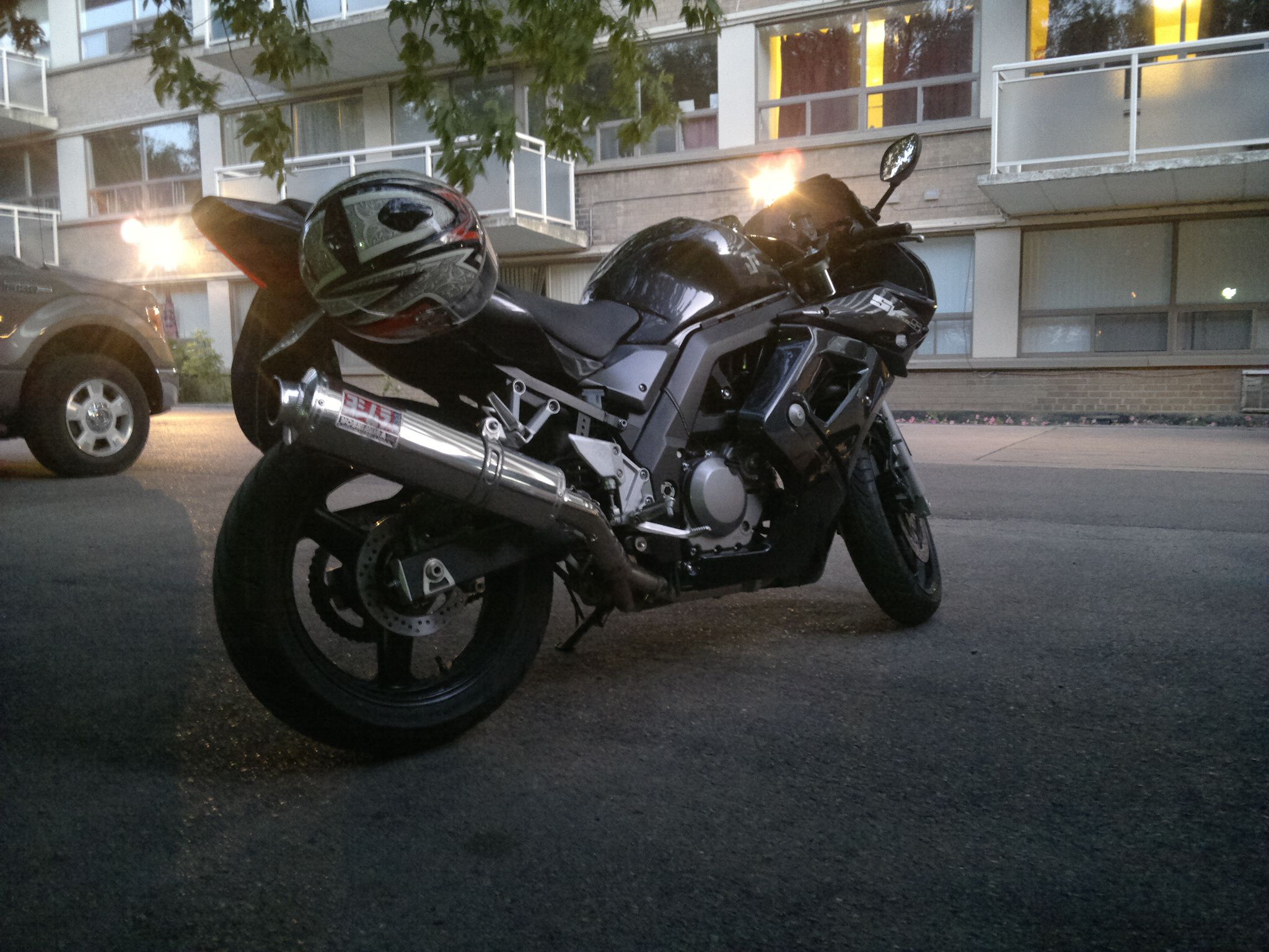 Motorcycle Trunk Popper