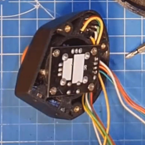 ASSEMBLE THE JOYSTICK