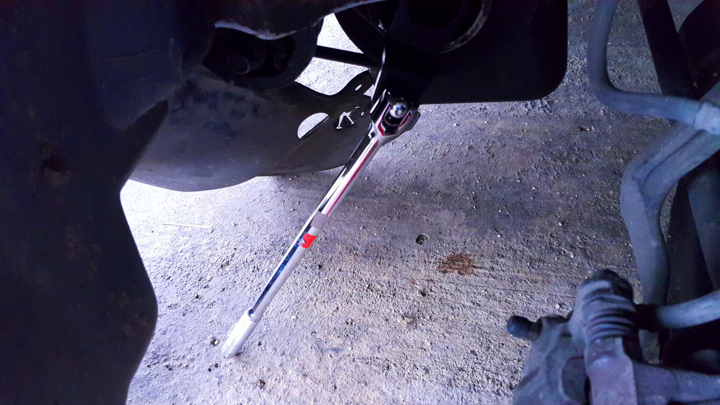 Super Easy Way to Remove and Reinstall the Crankshaft Pulley Bolt