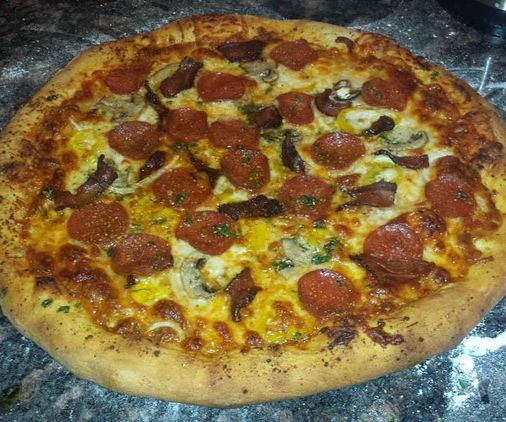 No Knead Pizza With Homemade Sauce