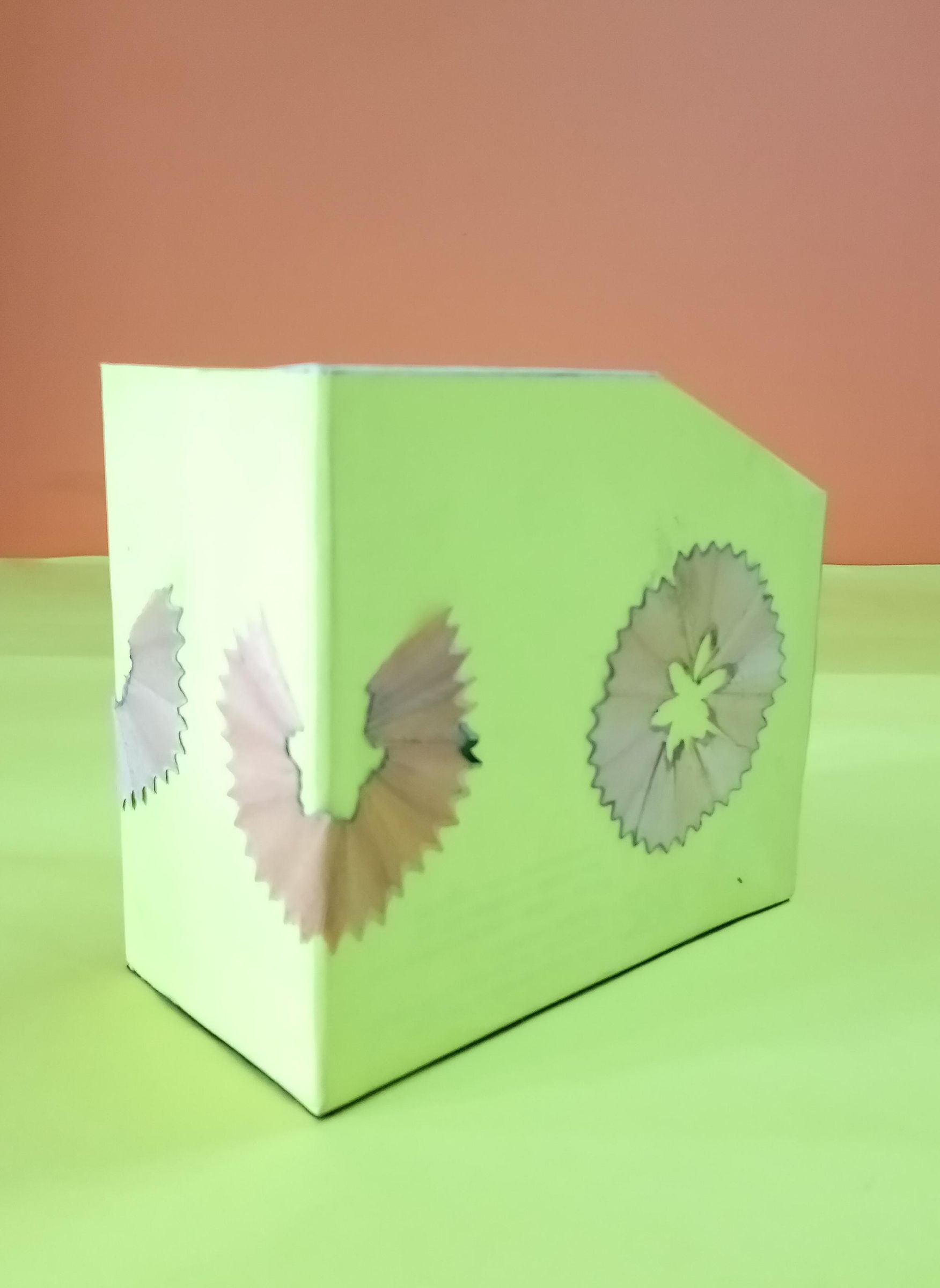 What to Do With Old Video Cassette Covers? 15 Steps (with Pictures) Instructables