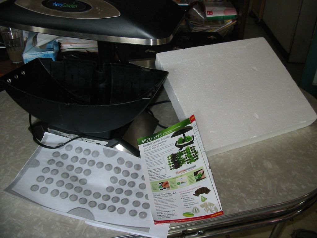 Hydroponic AeroGarden Seed Starter Tray-homemade