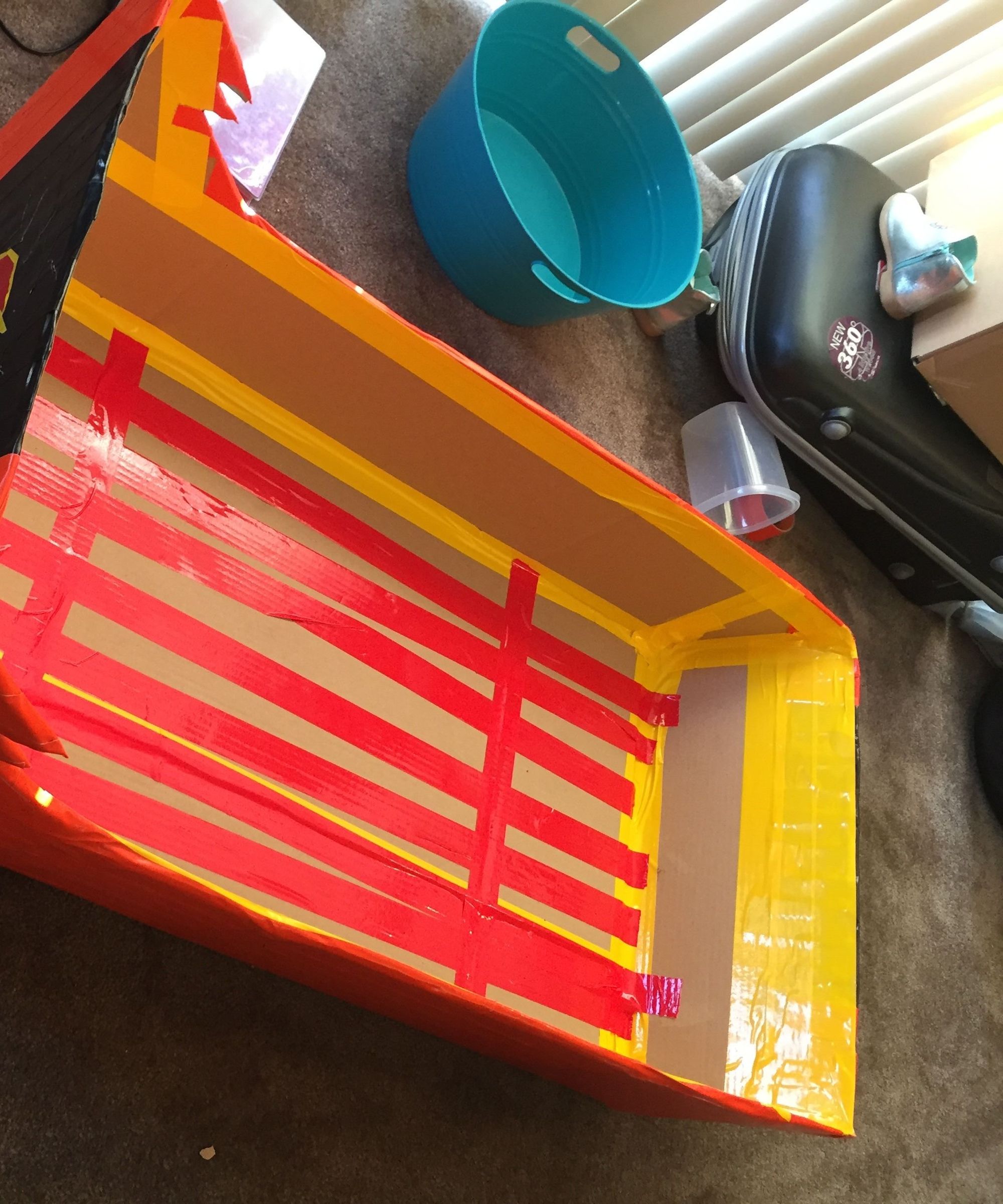 The Flash Cardboard Boat 