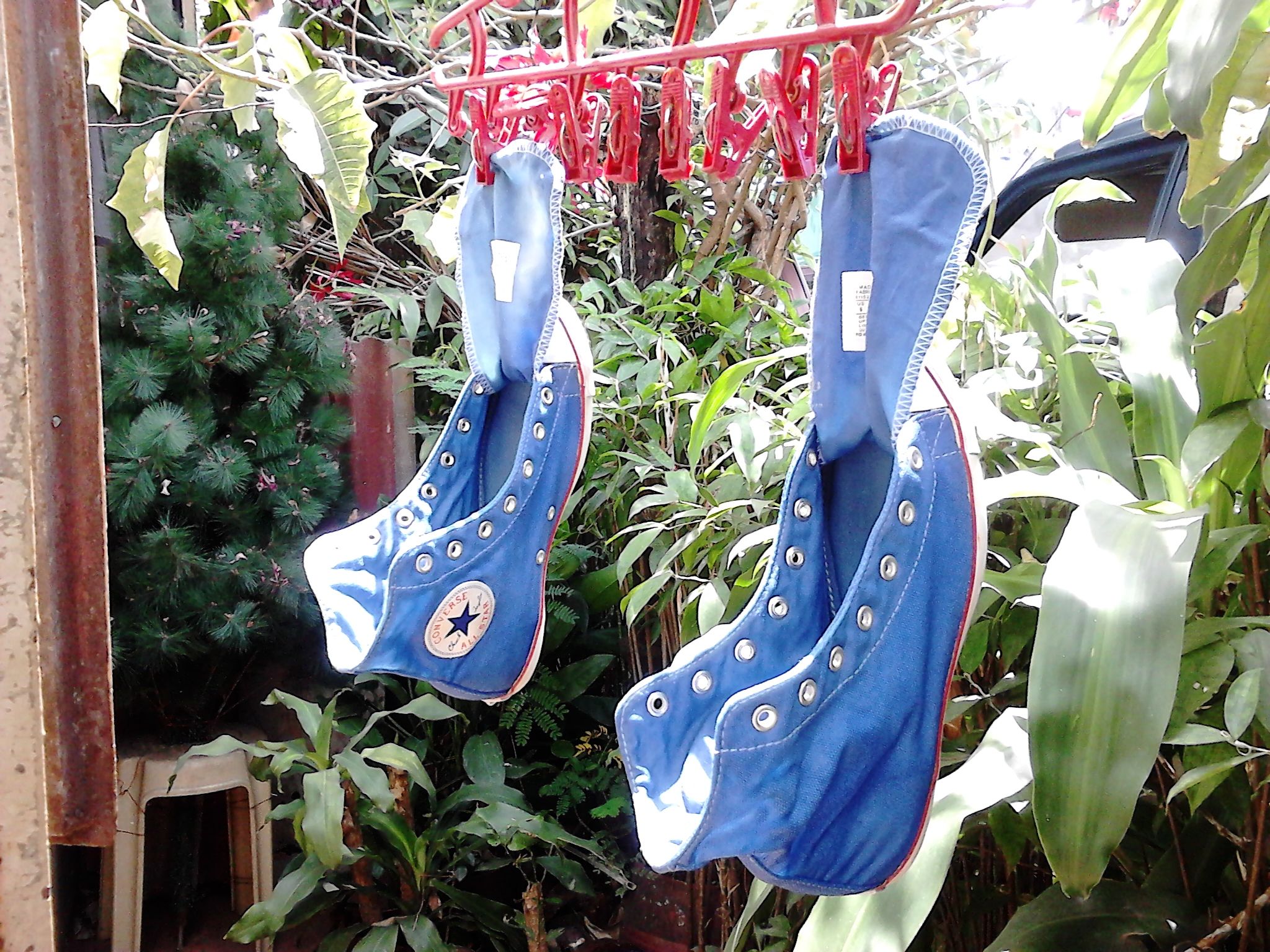 Dyeing Converse Sneakers Using Venus Dye 6 Steps Instructables