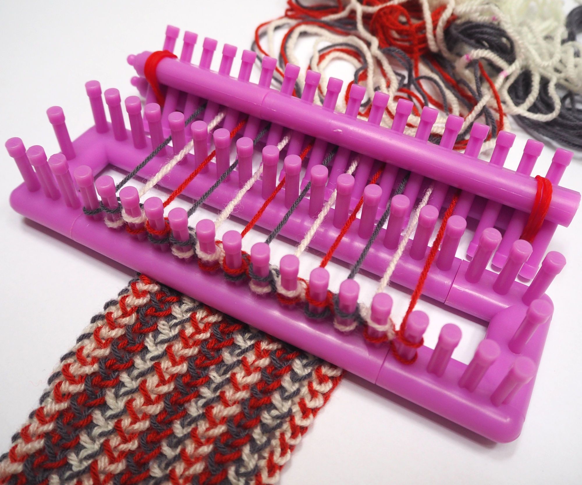 Warp Knitting on a Knitting Loom