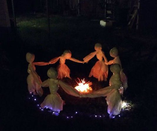 Halloween Ghosts (cheap Decor)