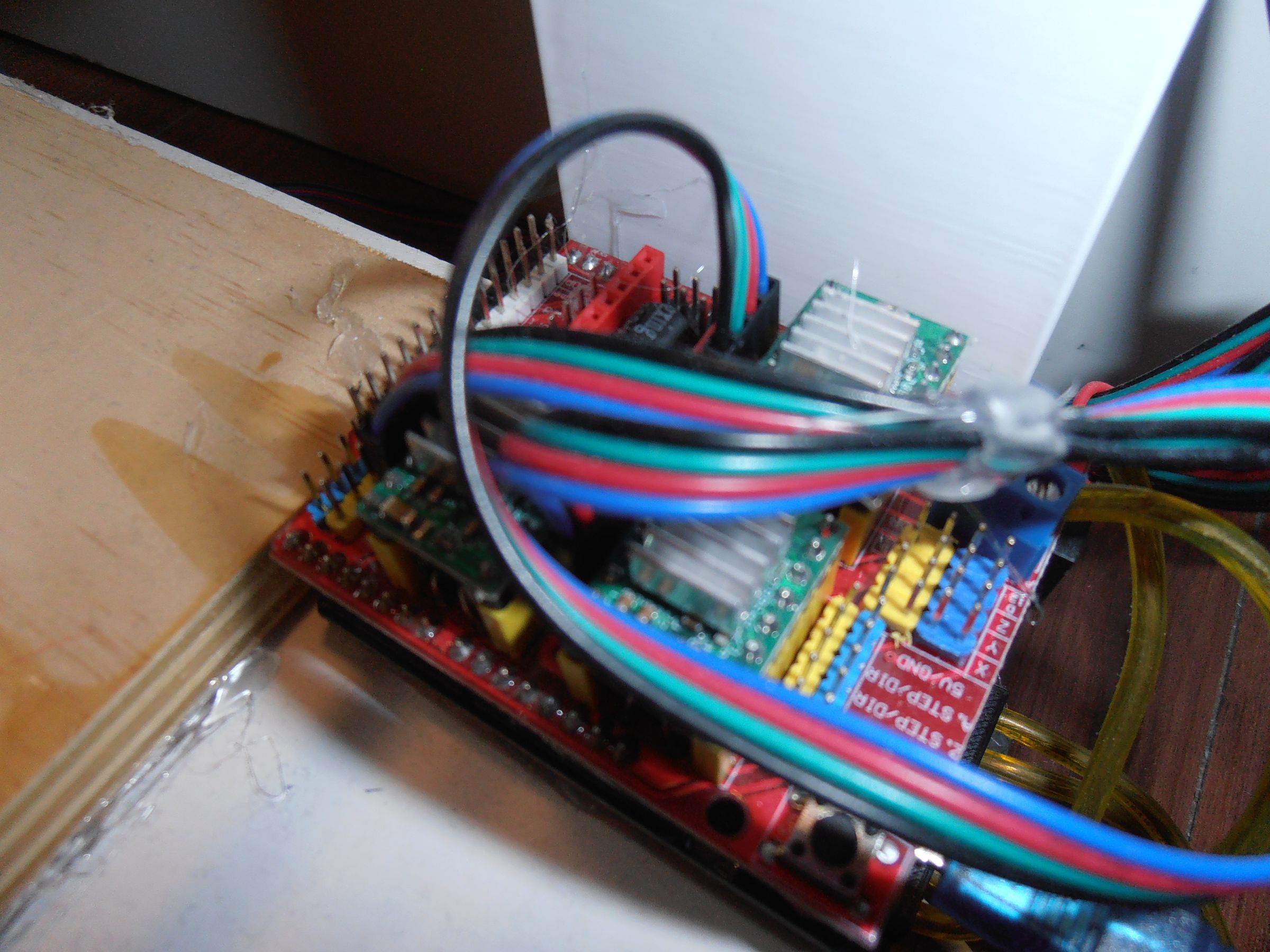 A (partly) 3-D Printed CNC (HBOT) : 4 Steps - Instructables