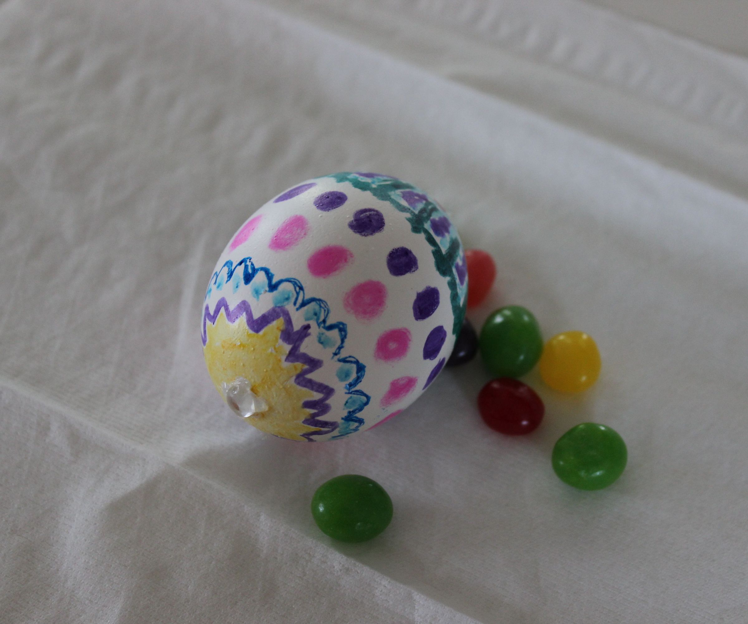 Hidden Message Egg (wine Glass Magnifying Lens)