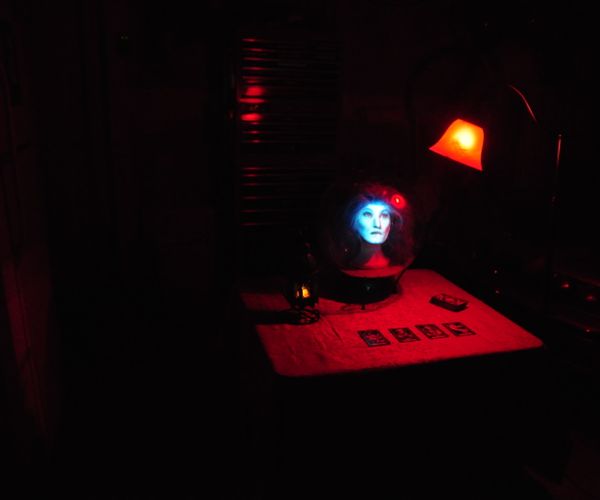 Madame Leota the Way the Imagineers Did It.