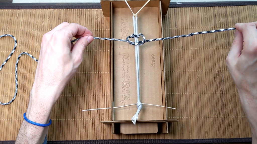 Paracord Bracelets With a Cardboard Loom 8 Steps with Pictures