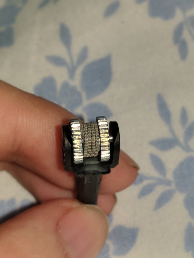 Bic Lighter Wheel And Flint Inside A Clipper Lighter Instructables bic-lighter-wheel-and-flint-inside-a-clipper-lighter-instructables