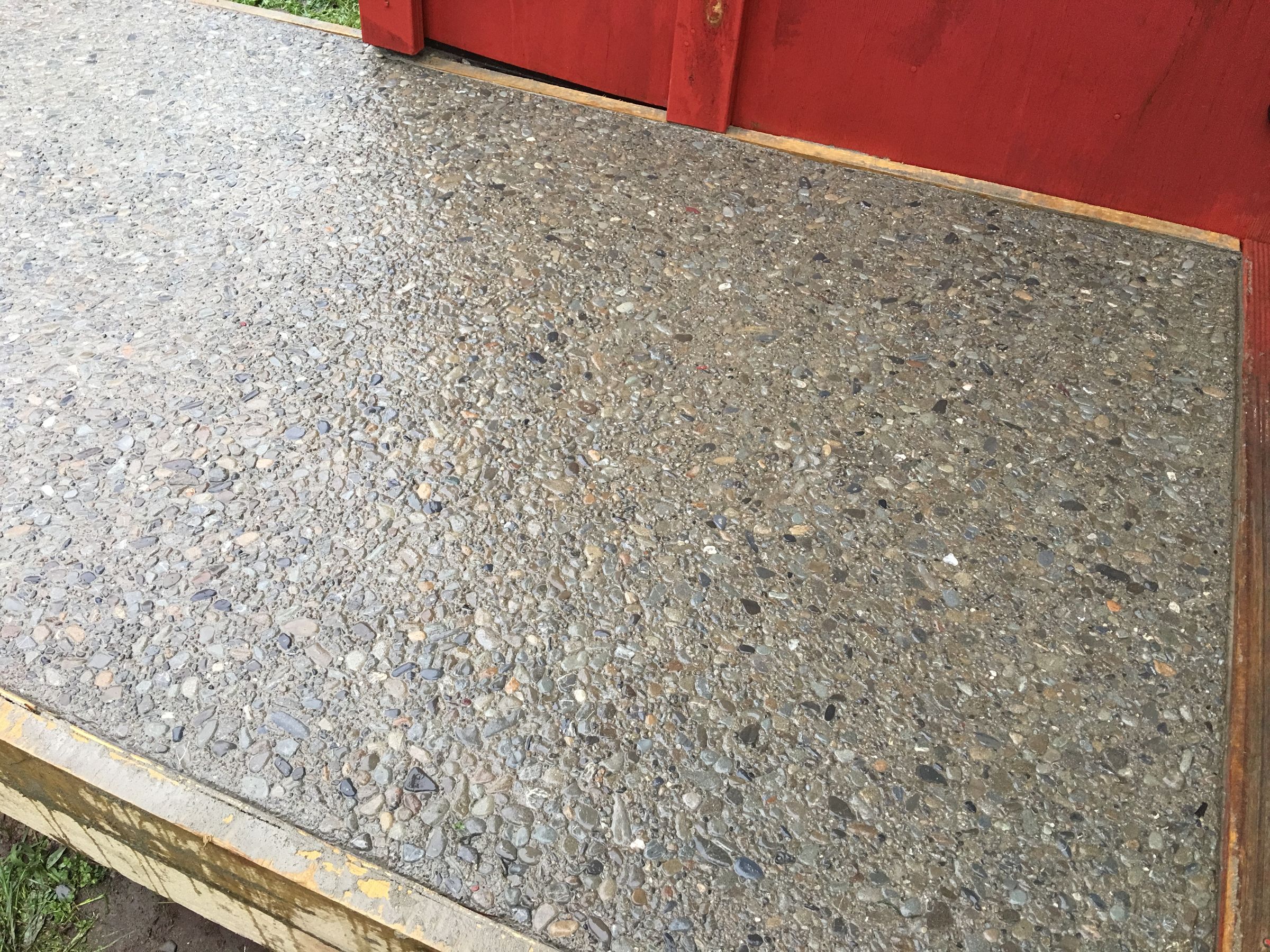 Making an Exposed Aggregate Concrete Path 8 Steps (with Pictures