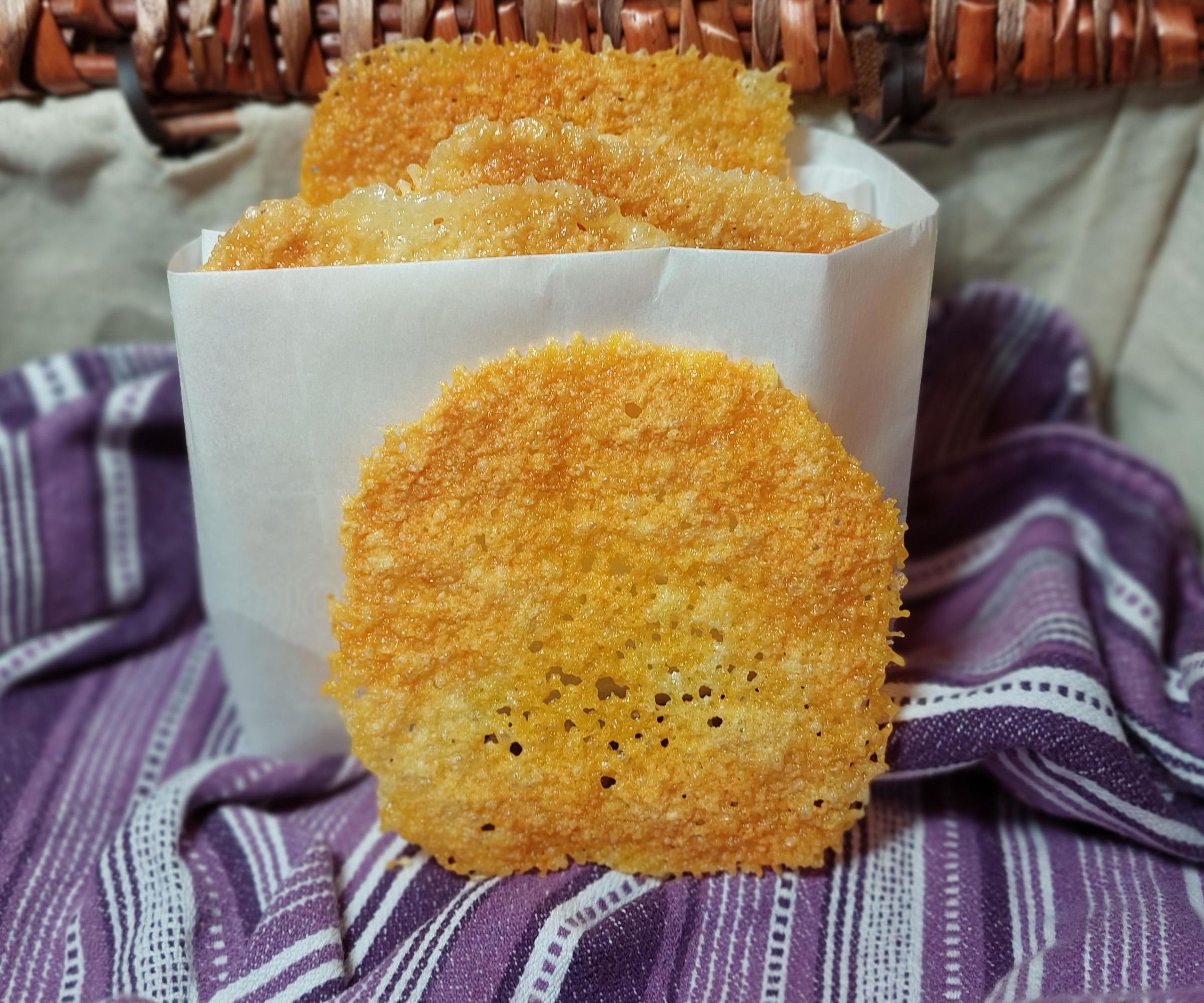 99-second Cheese Crisps