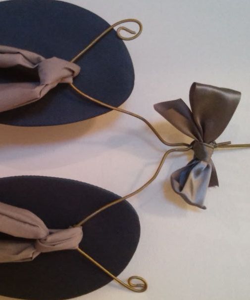 DIY Flip Flop Hanger