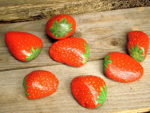 Decoy Strawberry Rocks to Deter Bird Burglars