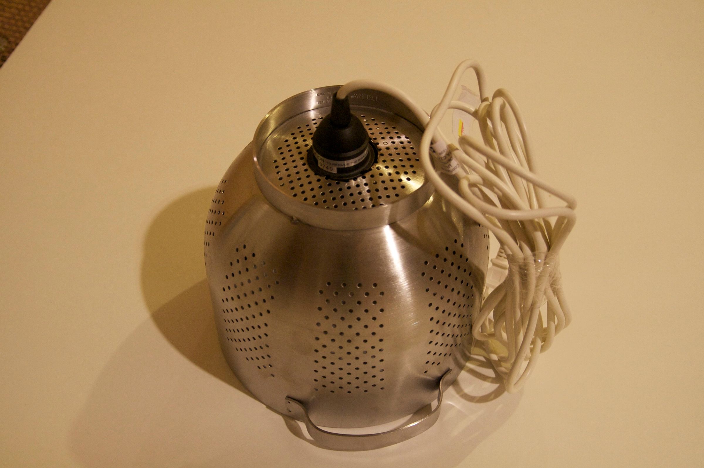 Hanging Colander Lamp Shade 6 Steps Instructables